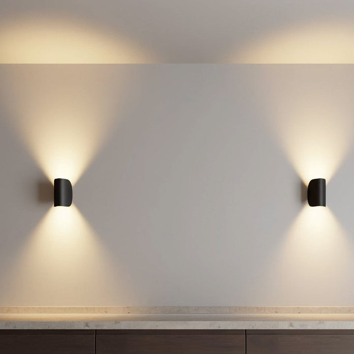 Kinkiet LED aluminiowy góra-dół do salonu i kuchni