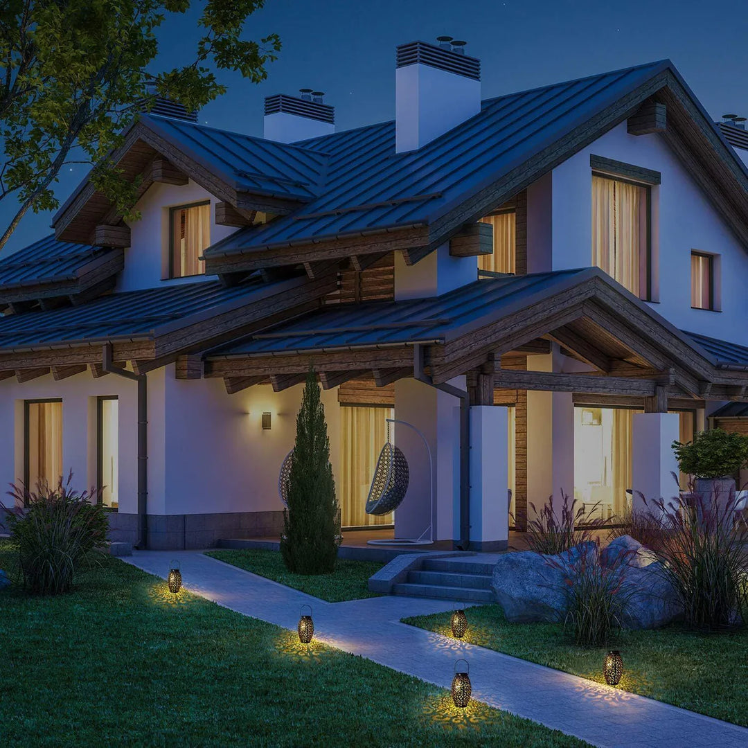 Solarna latarnia ogrodowa LED z ażurowym wzorem