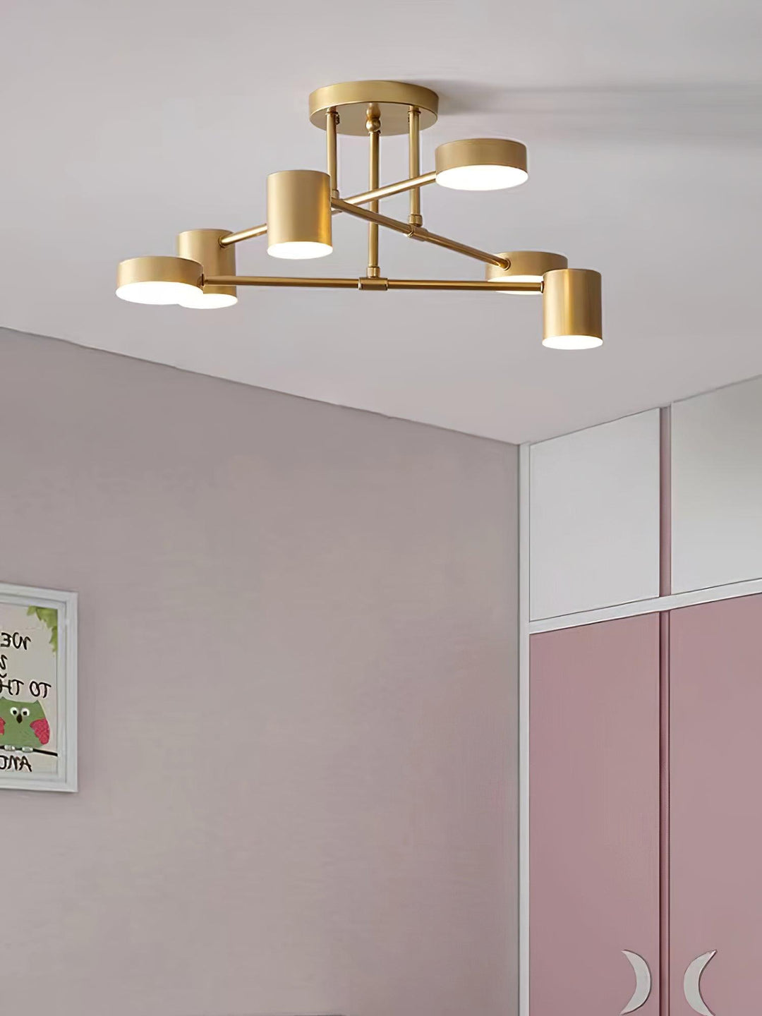 Lampa sufitowa sputnik z sześcioma reflektorami do salonu i jadalni