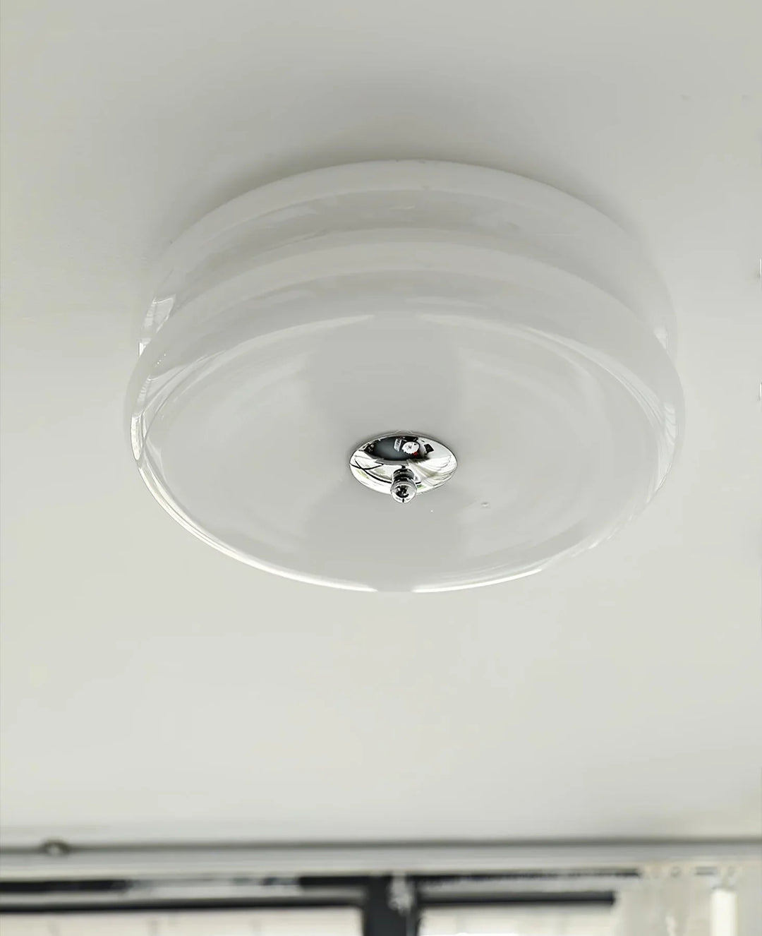 Sufit LED z podwójnym poziomym szklanym tyłem w kształcie sz