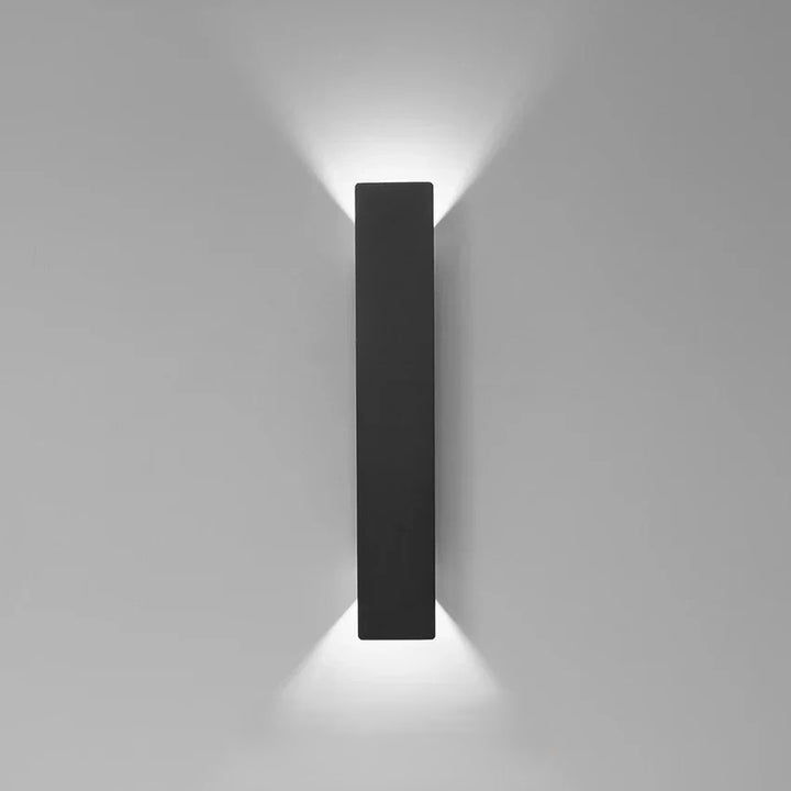 Zewnętrzna lampa ścienna LED z dwustronnym oświetleniem w górę i w d