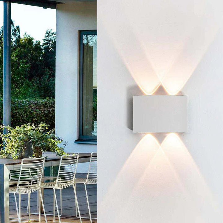 Zewnętrzna lampa ścienna LED z efektem oświetlenia wielopunktowego
