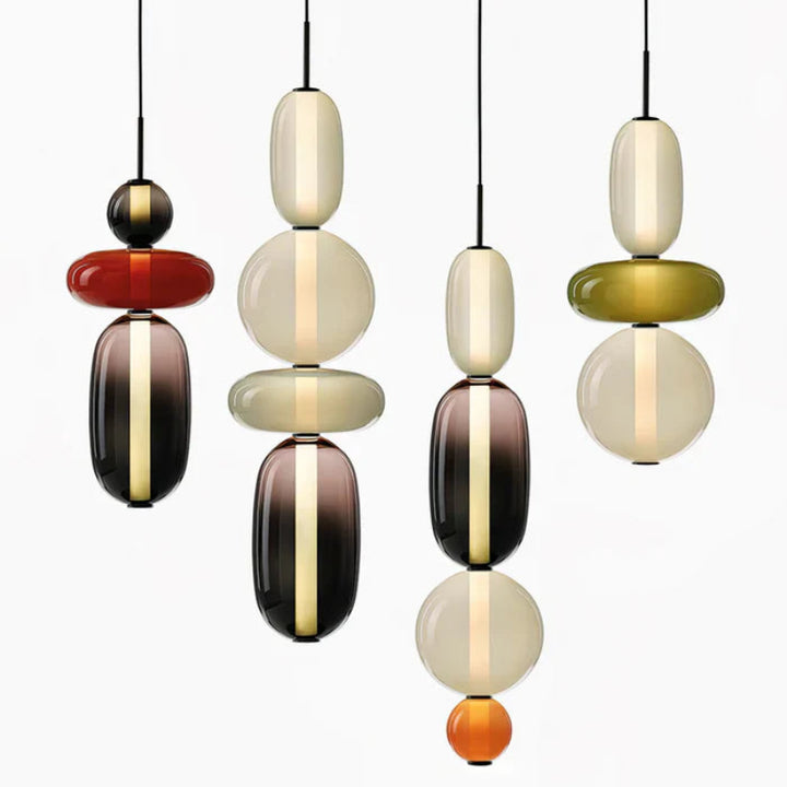 Lampa wisząca LED z rzeźbiarskimi elementami szklanymi