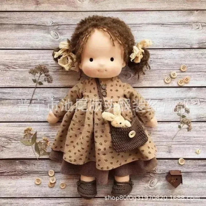 Lalka bawełniana w stylu waldorfskim dla dziecka