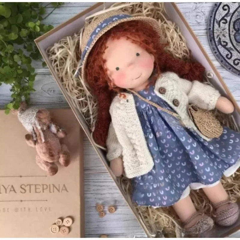 Lalka bawełniana w stylu waldorfskim dla dziecka