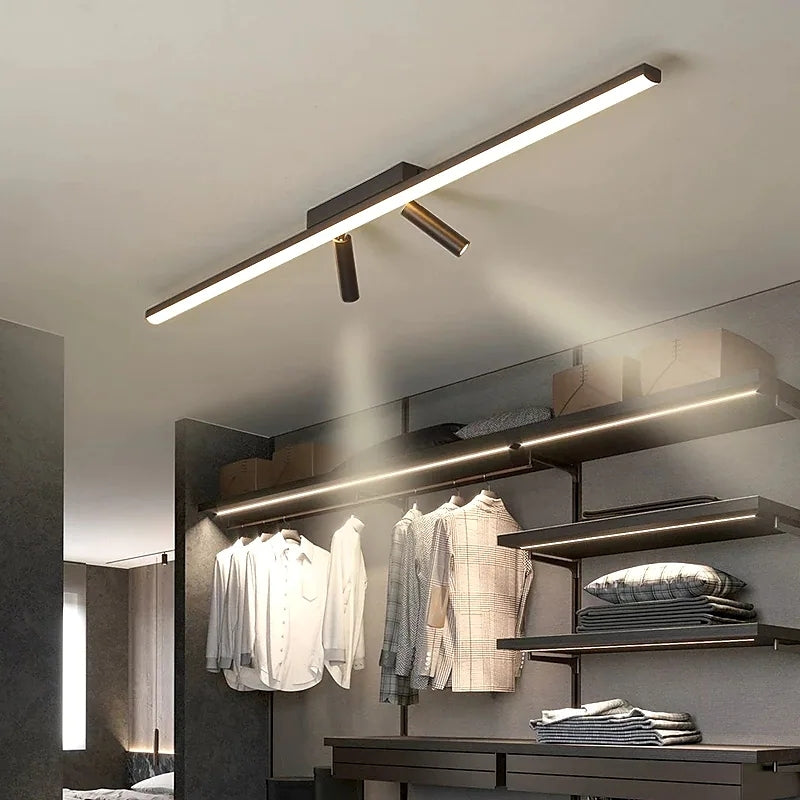 Lampa sufitowa LED listwa z reflektorami do garderoby i salonu