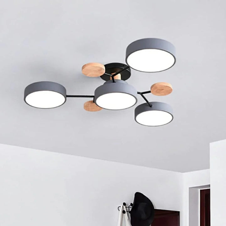 Lampa sufitowa LED rozgałęziona z drewnem do salonu i jadalni