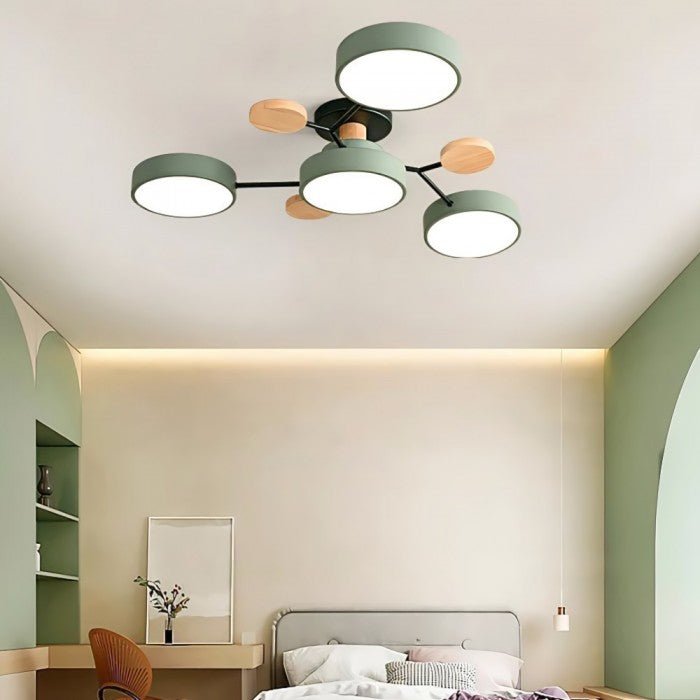 Lampa sufitowa LED do salonu i sypialni – gałęziowa, drewno i metal, styl skandynawski
